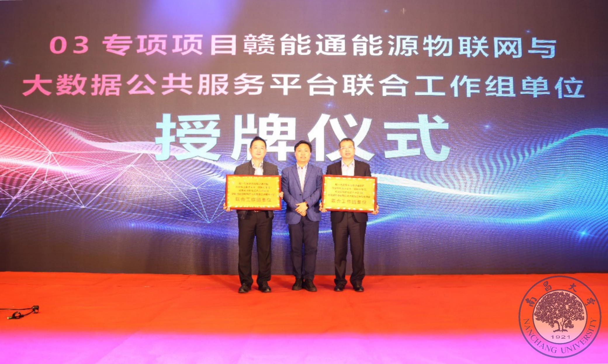 91e1ed87247649d8a06219f0c7aaafc7.jpg 91e1ed87247649d8a06219f0c7aaafc7.jpg