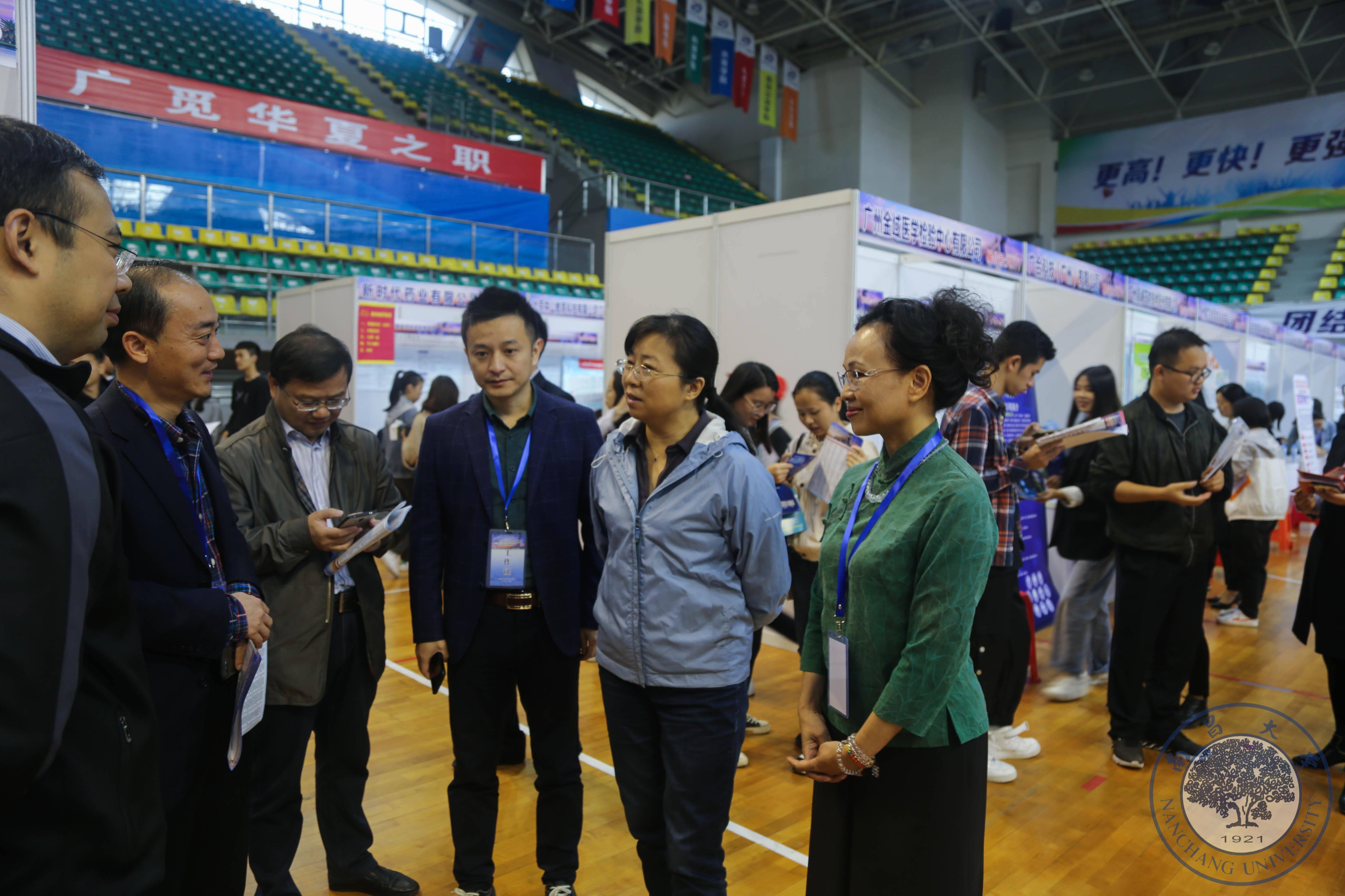 e8ebe0879b724b76a6737fe43327fcaa.jpg