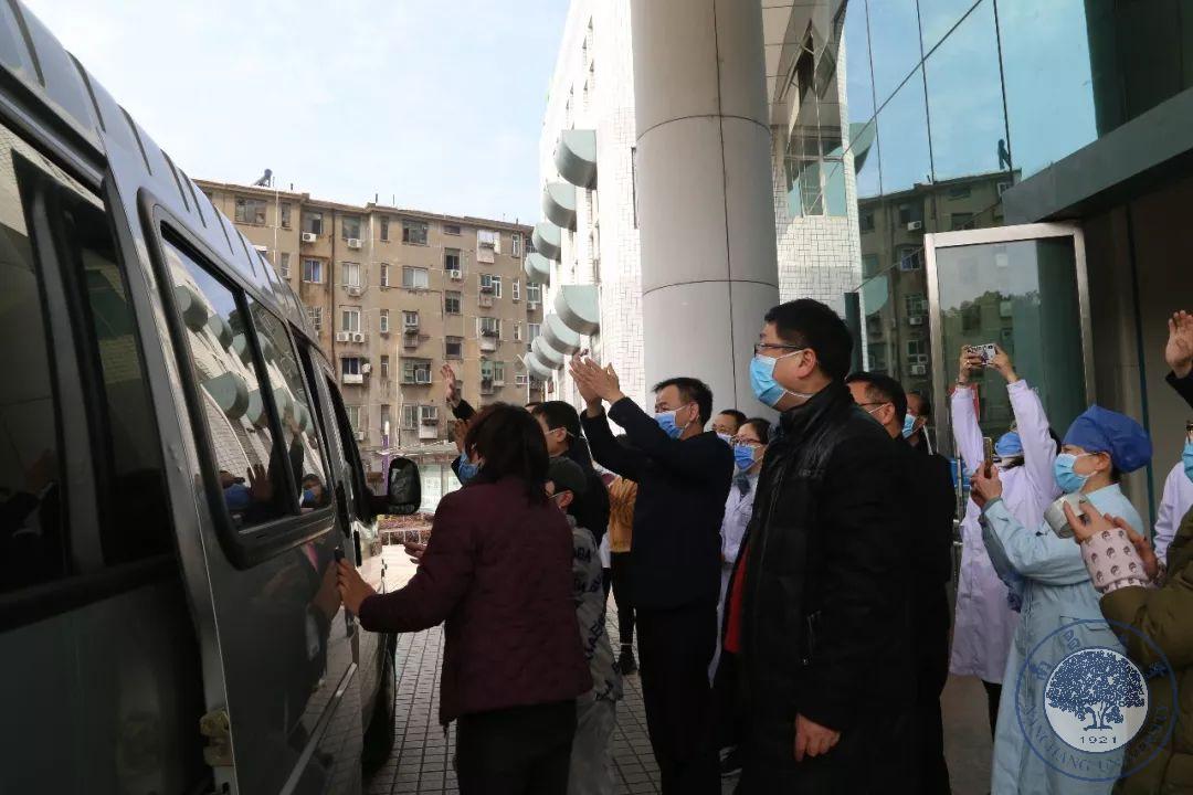 37e7e7cbee44439793eb8a5300a2d0be.jpg 37e7e7cbee44439793eb8a5300a2d0be.jpg