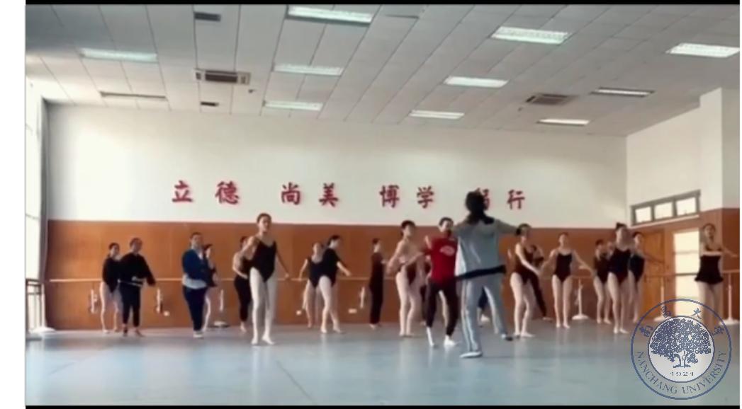 4b6e8712e25544ac955b56d7a1e3a02c.jpg