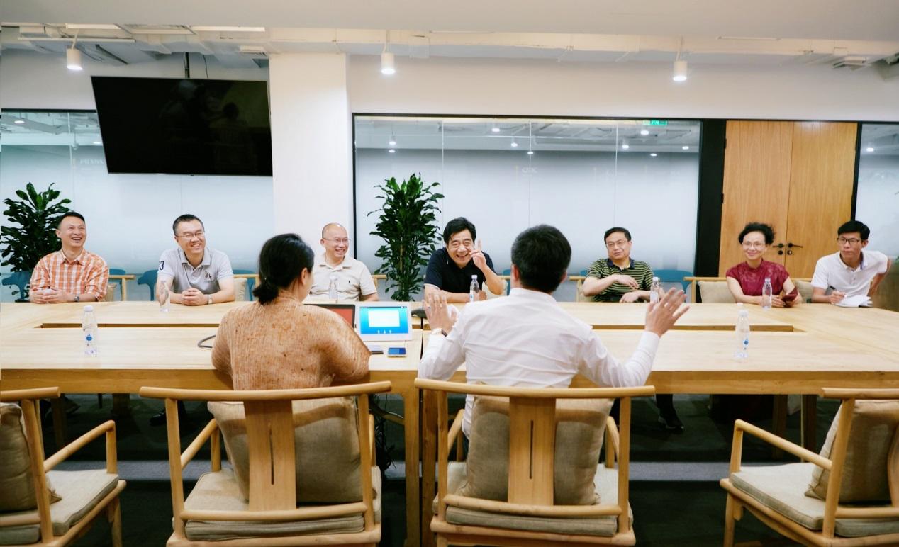 424038240e314ae186fa02825bd0e49e.png 2.png