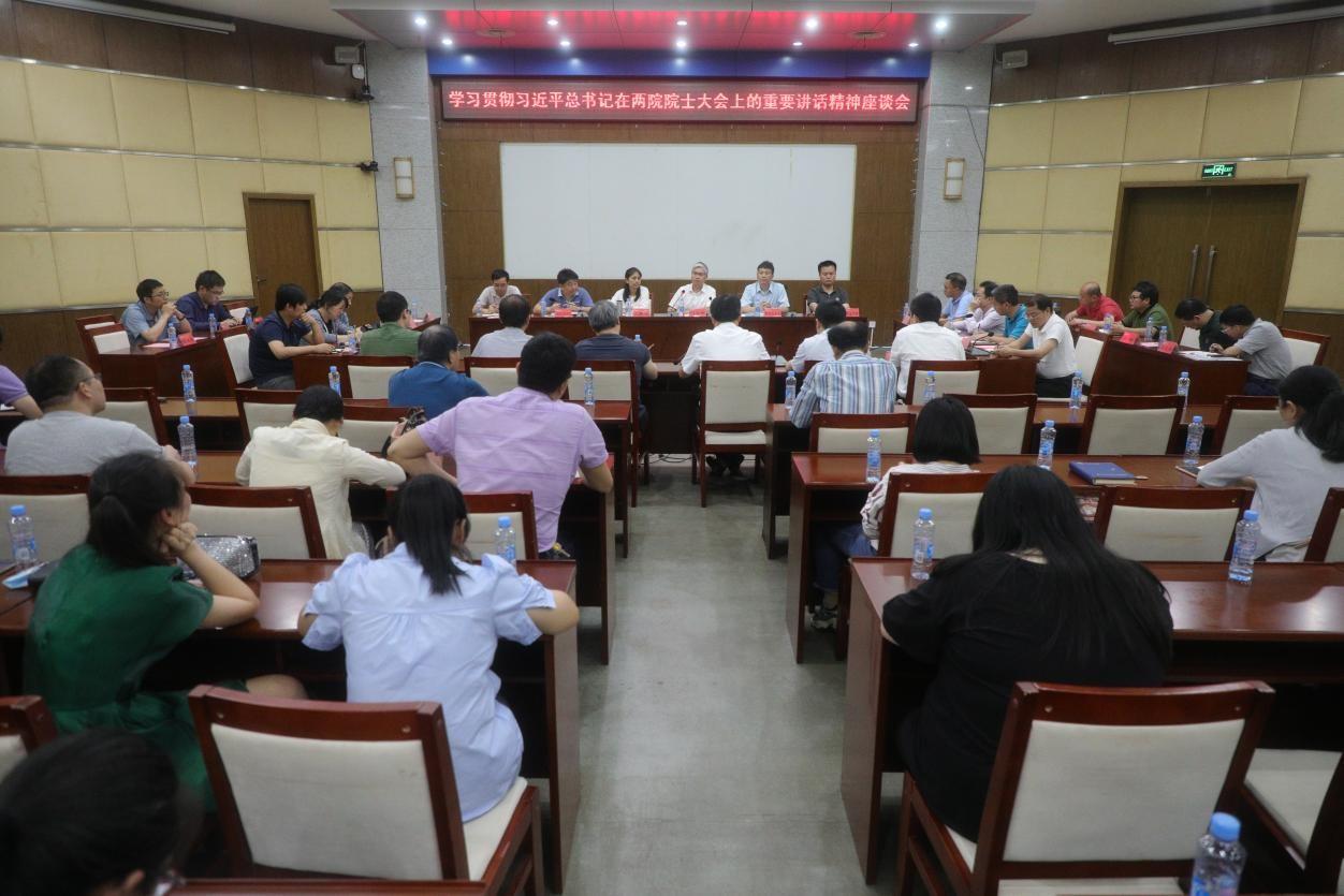 87e75280a9b04f62bfc219e09e4a4d18.jpg 87e75280a9b04f62bfc219e09e4a4d18.jpg