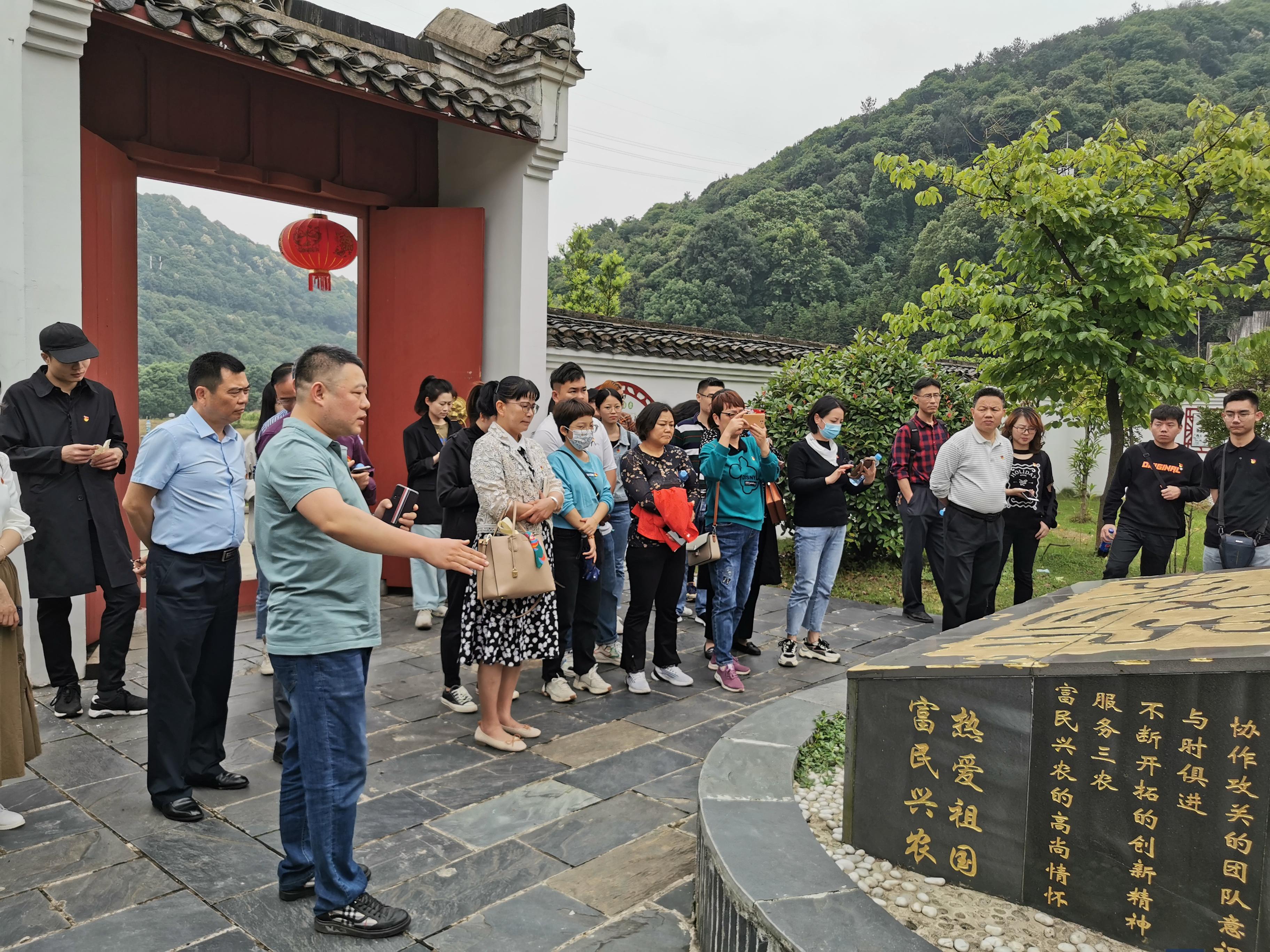 fa57ee21974442ca8094f2da716042e8.jpg fa57ee21974442ca8094f2da716042e8.jpg