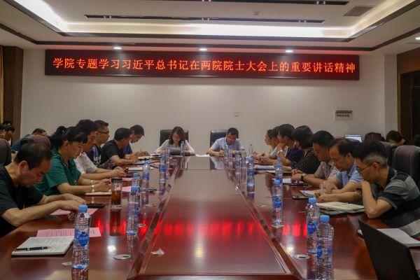 f08ffbdd0ca44df59b48ad1250b6e29b.jpg 2.jpg