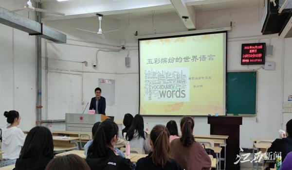 1466d21bad0a42318bddec5c38d7b716.png 修嘻嘻.png