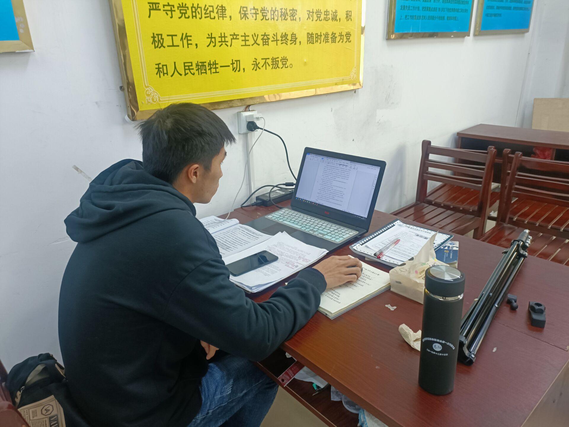 437aad723a6643b8918167f6bc45f2ba.jpg 437aad723a6643b8918167f6bc45f2ba.jpg