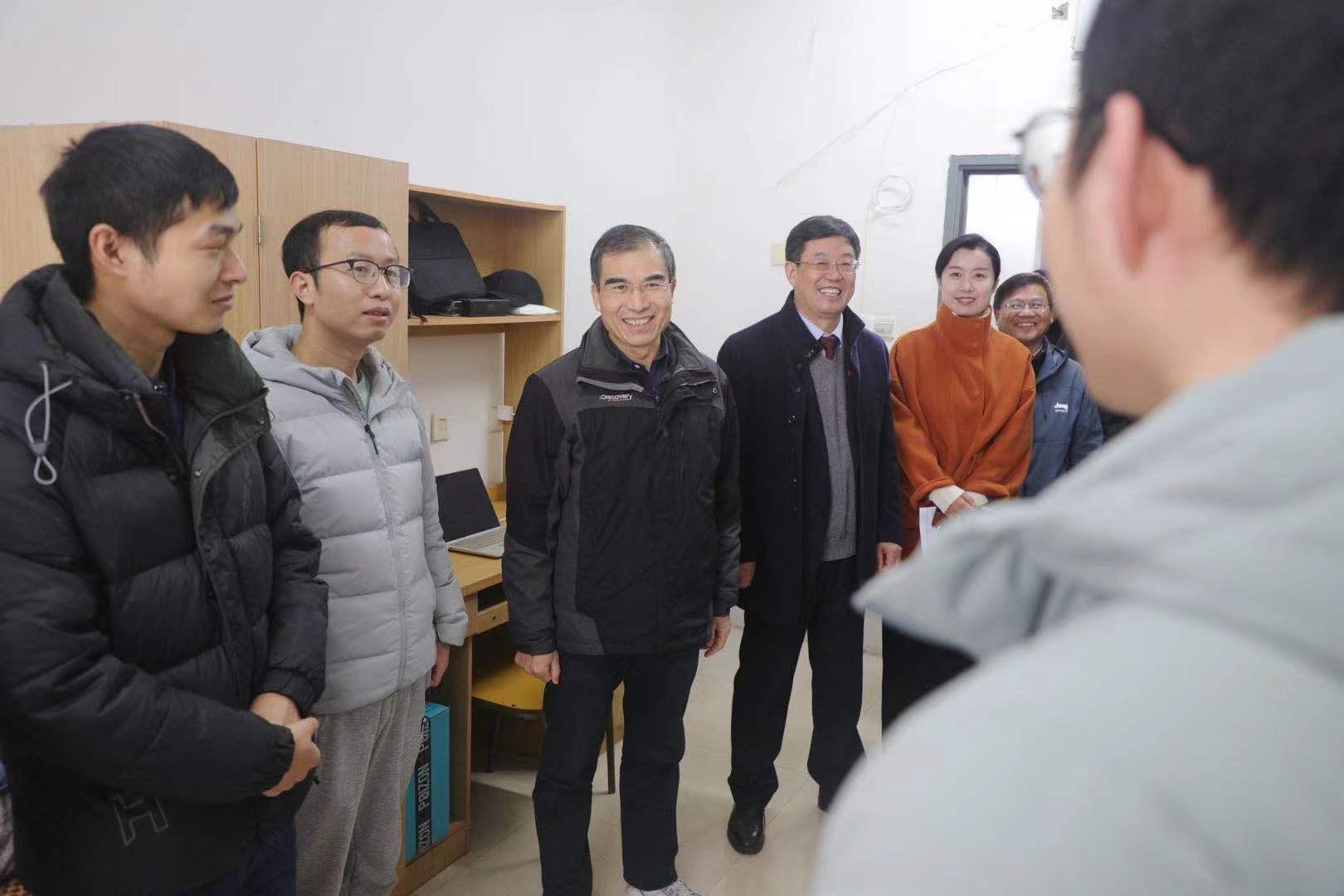 88046f1f02054ba6b48da6fe874047f6.jpg 88046f1f02054ba6b48da6fe874047f6.jpg