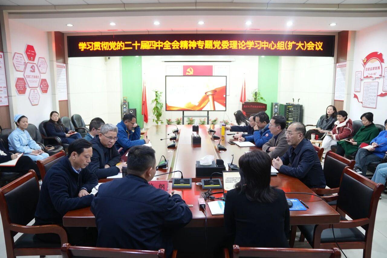 9cb26cb8be0a4dacb510ba4cc6404798.jpg 9cb26cb8be0a4dacb510ba4cc6404798.jpg