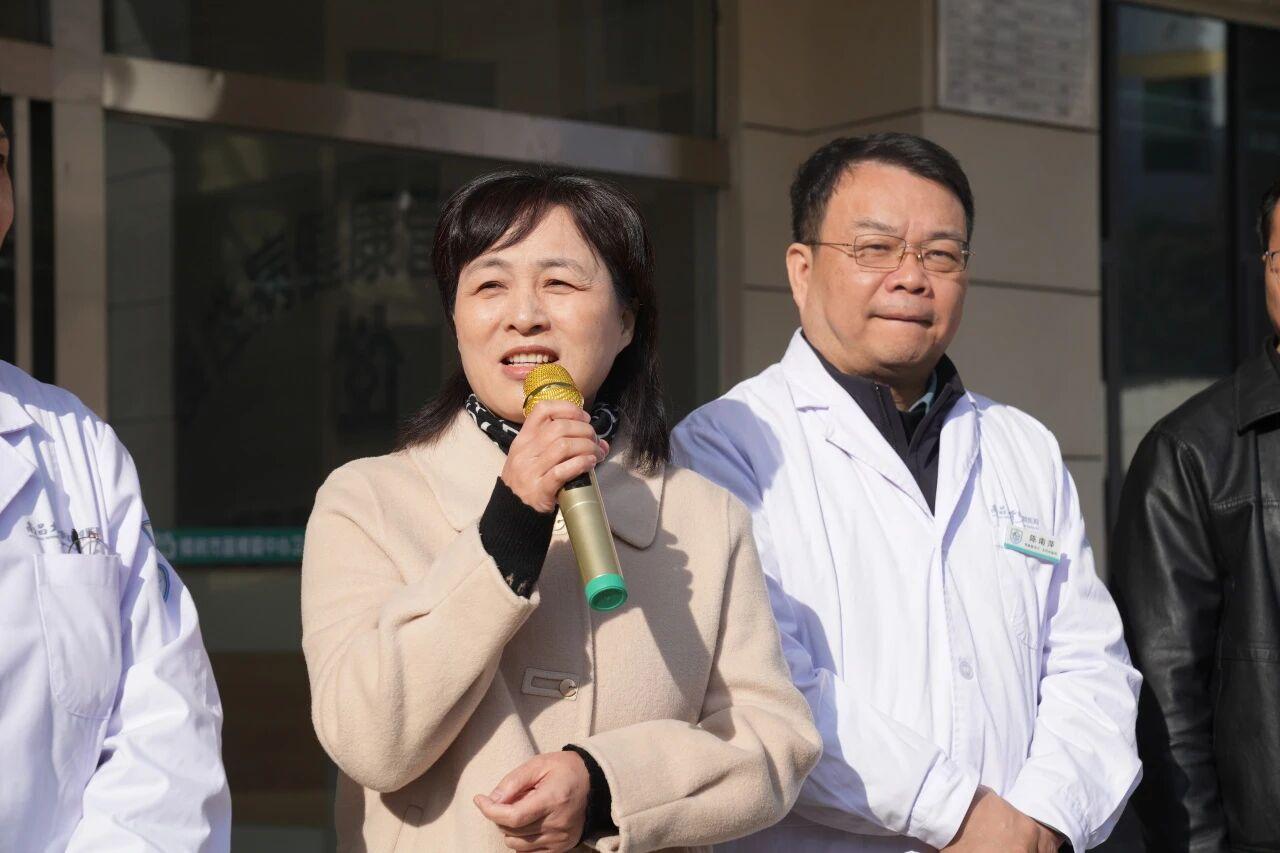 b563931284eb41d7997e5278dc21402a.jpg b563931284eb41d7997e5278dc21402a.jpg