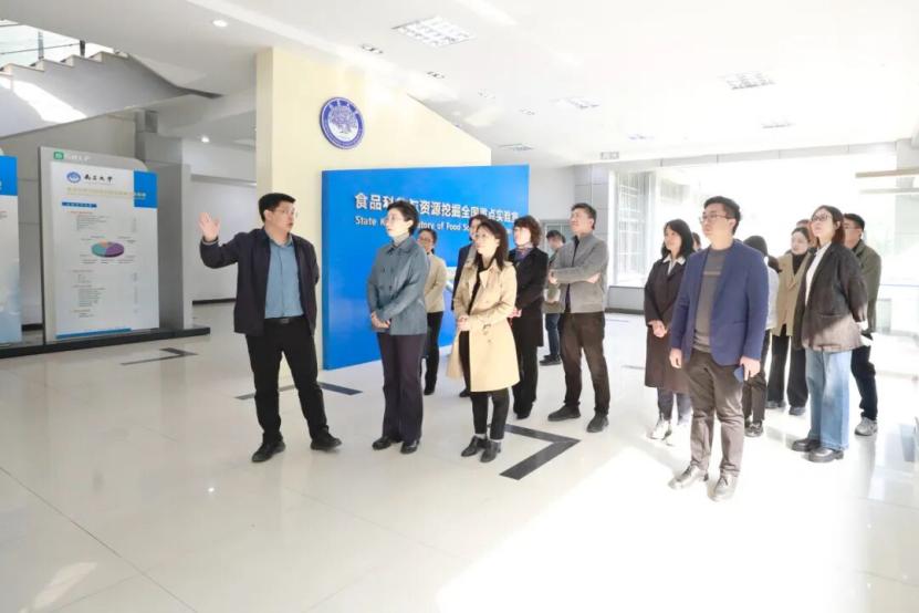 0991fe4e027b450db2a23f646aecc47b.png 0991fe4e027b450db2a23f646aecc47b.png